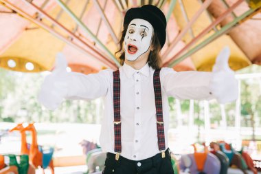 Carousel sürme pandomim