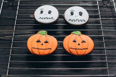 ev yapımı halloween kurabiye