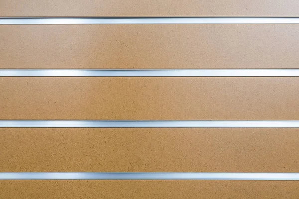 Textura de madera con línea de aluminio — Foto de Stock