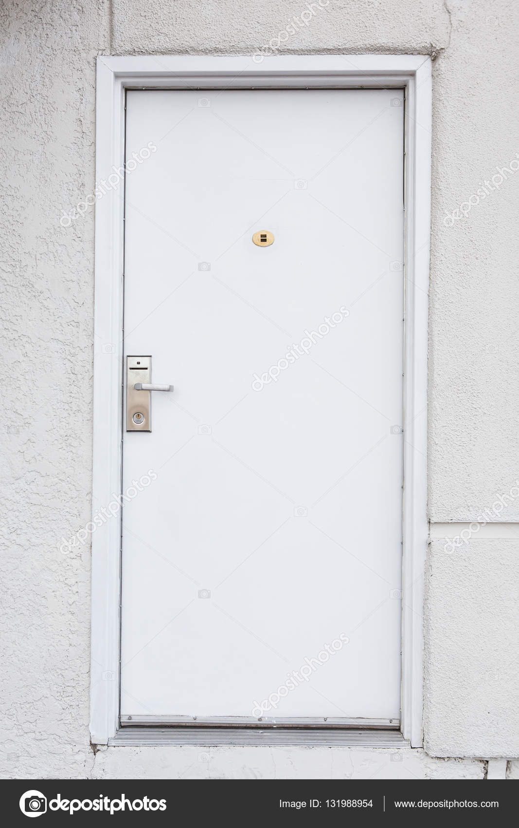 White Wall And The Closed Door Stock Photo C Bill45 131988954