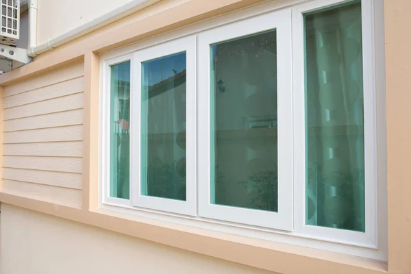 ahşap duvarlar Window penceresi ile kör.