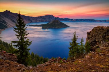 Crater Lake National Park in Oregon, USA - Wizard Island clipart