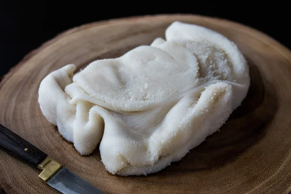 Raw Tripe / iskembe on a wooden surface — Stock fotografie