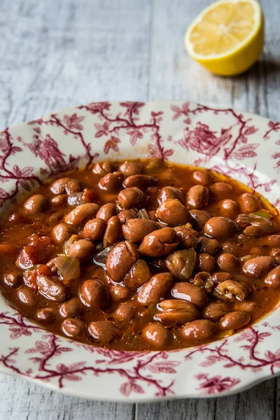 Estofado de frijol / Barbunya Pilaki turco . — Foto de Stock