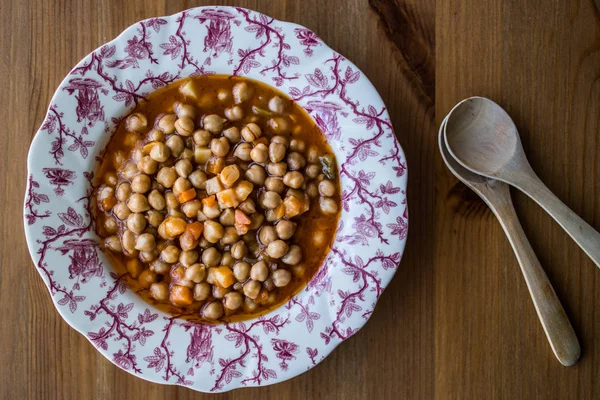 Török Nohut-Pilaki / csicseriborsó pörkölt. — Stock Fotó