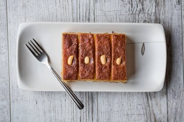 Türk Tatlısı Sambali, Sambaba veya Şam.