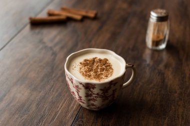 Tarçın ile Türk Salep / Noel yumurta likörü
