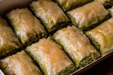 Türk Baklava kutusunda fıstıklı 