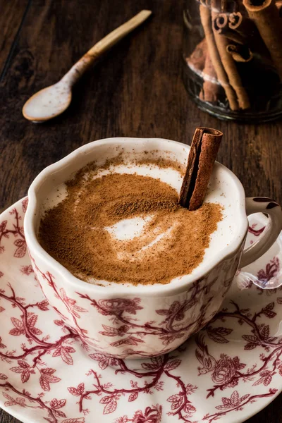 Turkish Salep or Sahlep with cinnamon sticks / Christmas Eggnog — Stock Photo, Image