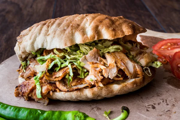 Turkish Chicken Doner Sandwich with pide. — Stock Photo, Image