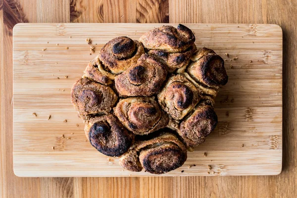 Hashasli corek turco / Pastelería con semillas de amapola . —  Fotos de Stock