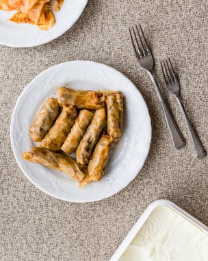 Türk Dolma çorba Sarmasi / lahana rulo yoğurt ile