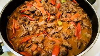 Türk Tas kebap veya kavrulmuş et Kavurma Pan 