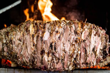 Türk Cag kebap döner ahşap fırın ateş.