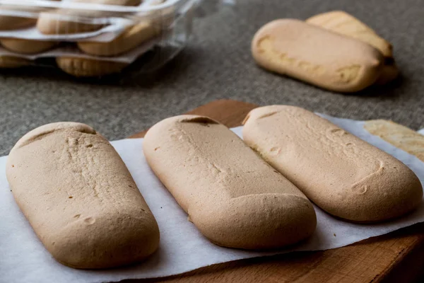 Biscuits Ladyfinger ou Savayer / Biscuits . — Photo