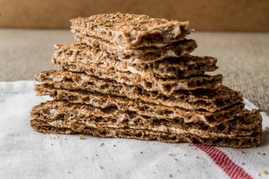 Crispbread peynir ve susam (ücretsiz gluten)