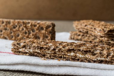 Crispbread peynir ve susam (ücretsiz gluten)