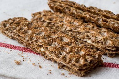 Crispbread peynir ve susam (ücretsiz gluten)