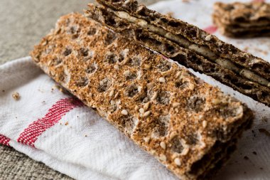 Crispbread peynir ve susam (ücretsiz gluten)