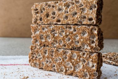 Crispbread peynir ve susam (ücretsiz gluten)