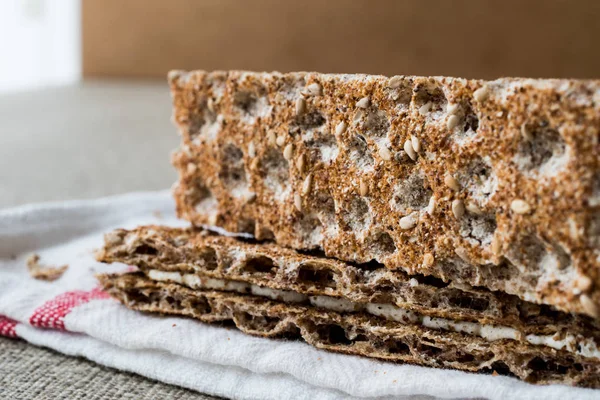 Crispbread peynir ve susam (ücretsiz gluten)