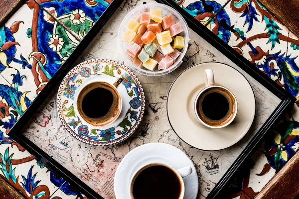 Türk lokumu Kus Lokumu ile Türk kahvesi — Stok fotoğraf