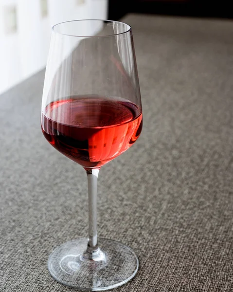 Rose or Pink Wine in glass — Stock Photo, Image