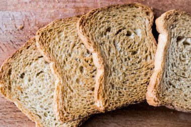 Bebeğim Vitamin ile ekmek / kızarmış tost ekmek.