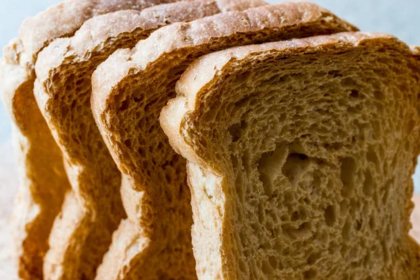 赤ちゃんのビタミンとパン揚げトースト パン/. — ストック写真