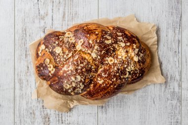 Tatlı ekmek örgülü / Paskalya Coregi veya Challah ekmek Şabat için