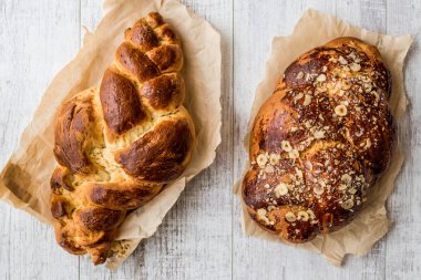 Tatlı ekmek örgülü / Paskalya Coregi veya Challah ekmek Şabat için