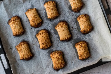 Tahini ve Susam ve Tahinli Corek 'li hamur işleri