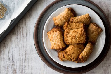 Tahini ve Susam ve Tahinli Corek 'li hamur işleri