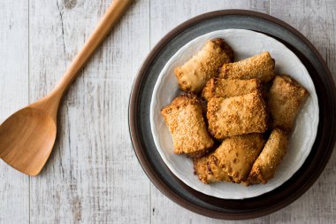 Tahini ve Susam ve Tahinli Corek 'li hamur işleri