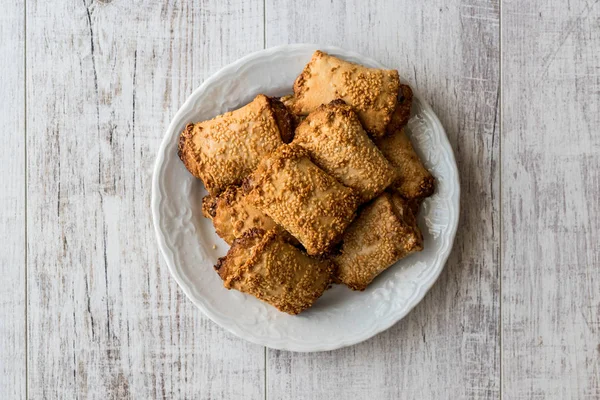 Pasteles con Tahini y Sésamo / Tahinli Corek — Foto de Stock