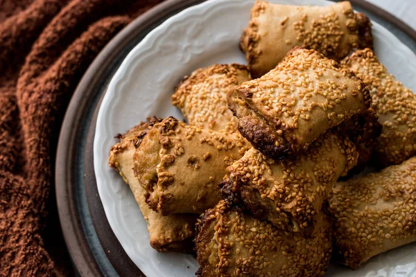 Tahini ve Susam ve Tahinli Corek 'li hamur işleri