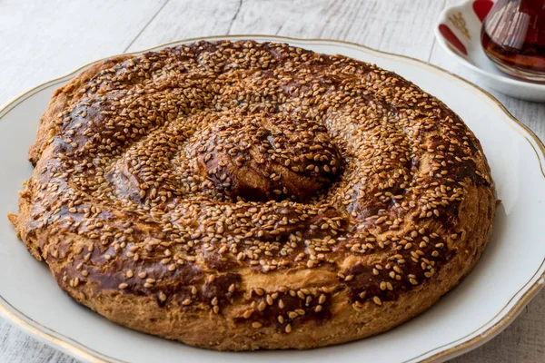 Tahin ve susam ile Türk hamur işleri / pizza çekirdek