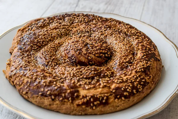 Turkish Pastries with Tahini and Sesame / Tahinli Core — Stock Photo, Image