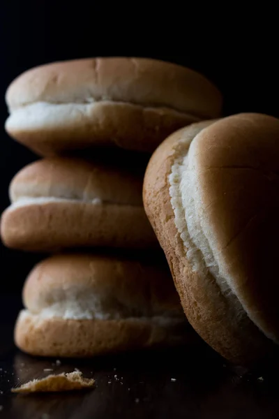 Pila di Hamburger Buns o Pane . — Foto Stock