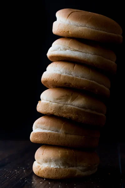 Pila de panecillos de hamburguesas o pan . —  Fotos de Stock