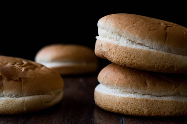 Pila di Hamburger Buns o Pane . — Foto Stock