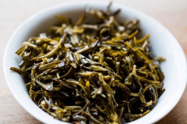 Zahter / salamura bitki kekik / zeytinci