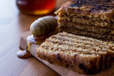 Tatlım kek ceviz ve karamel krem. 