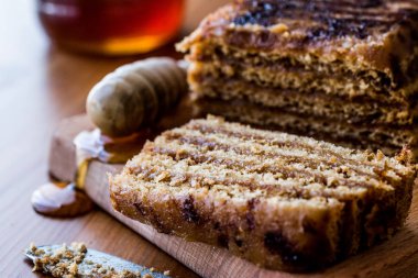 Tatlım kek ceviz ve karamel krem. 