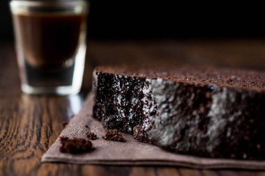 Espresso ile çikolatalı kek