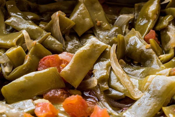 Türk yeşil fasulye zeytinyağı ile / peynirli Fasulye.