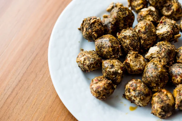 Antakya Duberke à base de yaourt / boulettes de fromage aux épices . — Photo