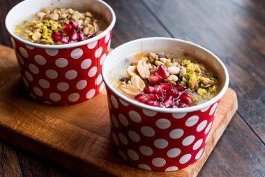 Türk geleneksel tatlı Aşure (Noah'ın puding)