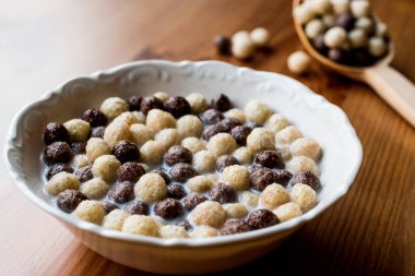 Sütlü çikolata Mısır gevreği topları