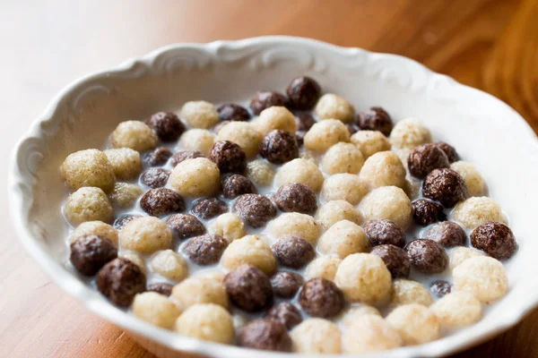 Sütlü çikolata Mısır gevreği topları